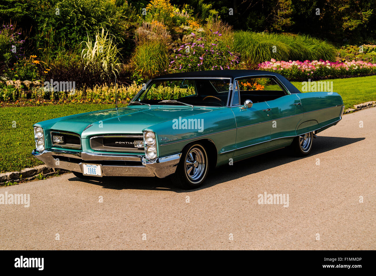 1966 Pontiac Grande Parisienne Stockfotografie Alamy