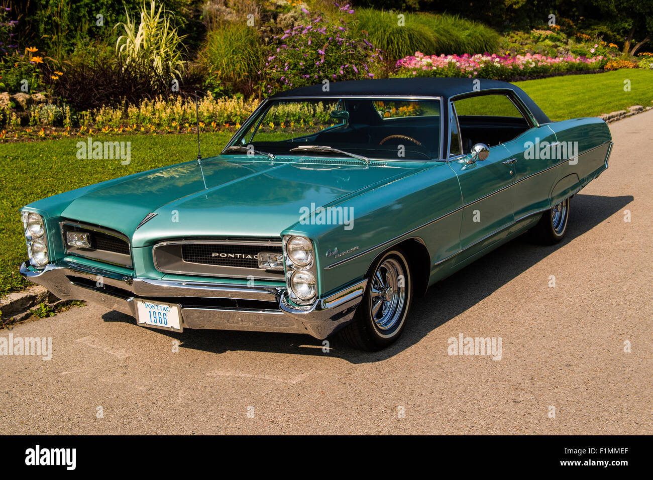 1966 Pontiac Grande Parisienne Stockfotografie Alamy