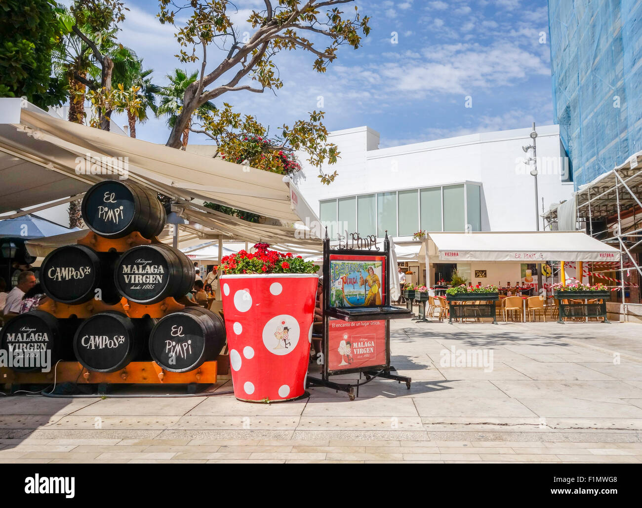El Pimpi, Eingang von Bodegas El Pimpi, Bar Restaurant, Malaga, Andalusien, Spanien. Stockfoto