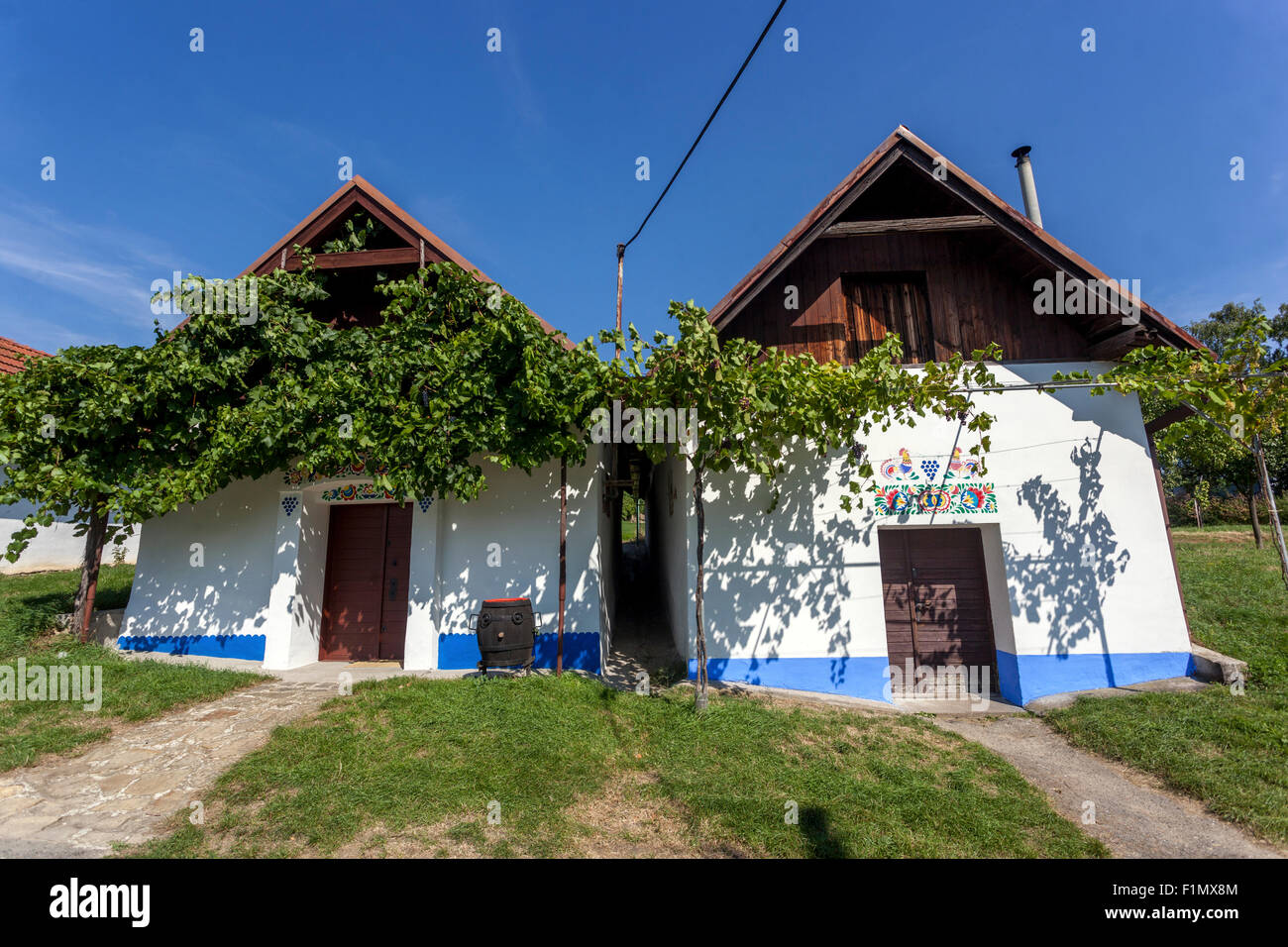 Mährische Weinkeller, Blatnice pod Svatym Antoninkem, Region Slowacko, Südmähren, Tschechische Republik Volksarchitektur Europa Stockfoto