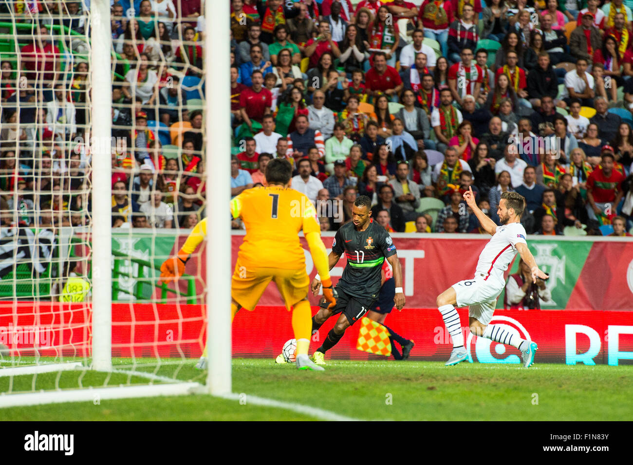 Portugal. 4. September 2015. Euro2016 Qualifikation: Portugal / Frankreich. Vorbereitung für den europäischen 2016 zwischen Portugal(0) und Frankreich(1) Spiel. Bildnachweis: Gonçalo Silva/Alamy Live-Nachrichten Stockfoto