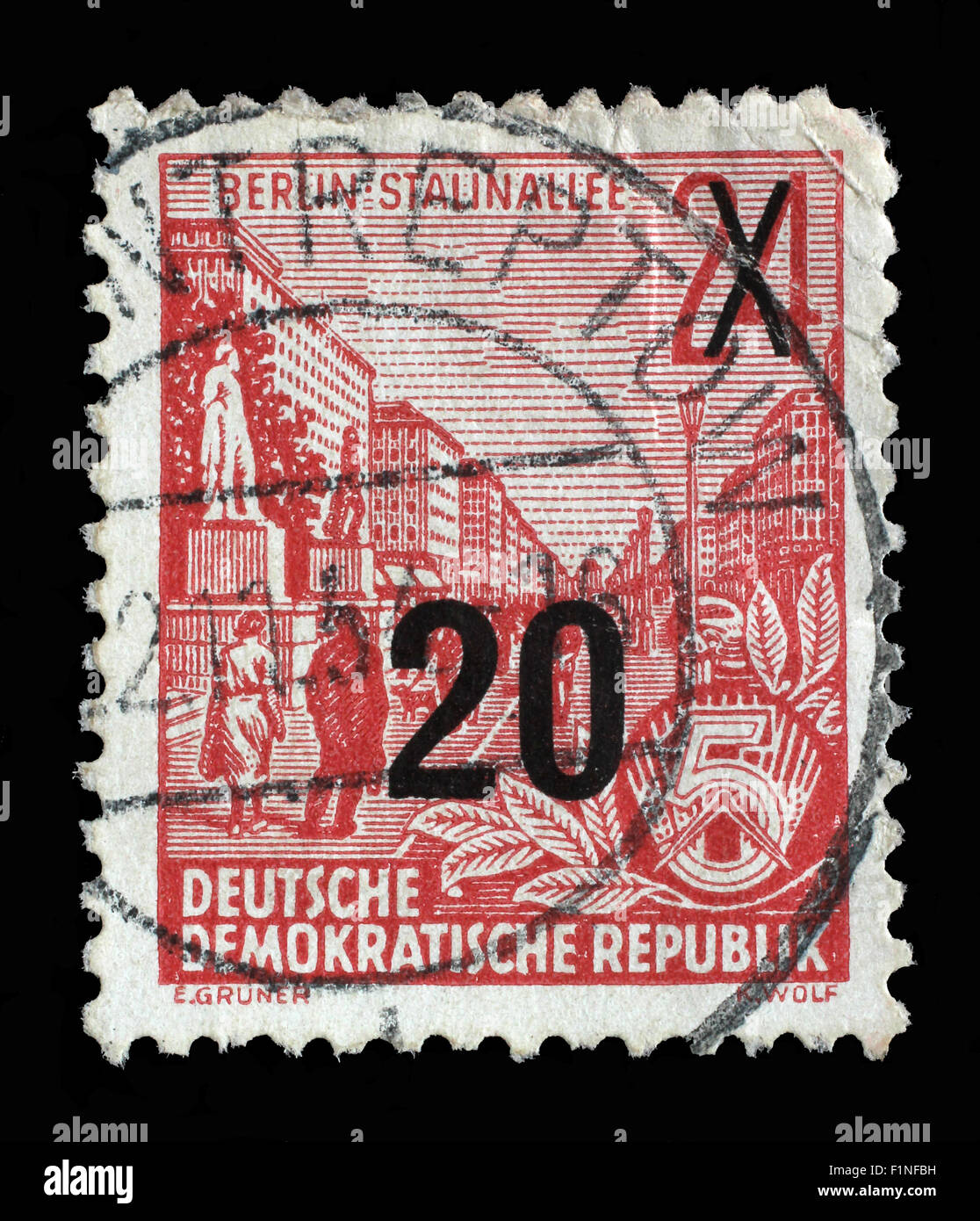 Briefmarke Ddr Berlin Stalinallee