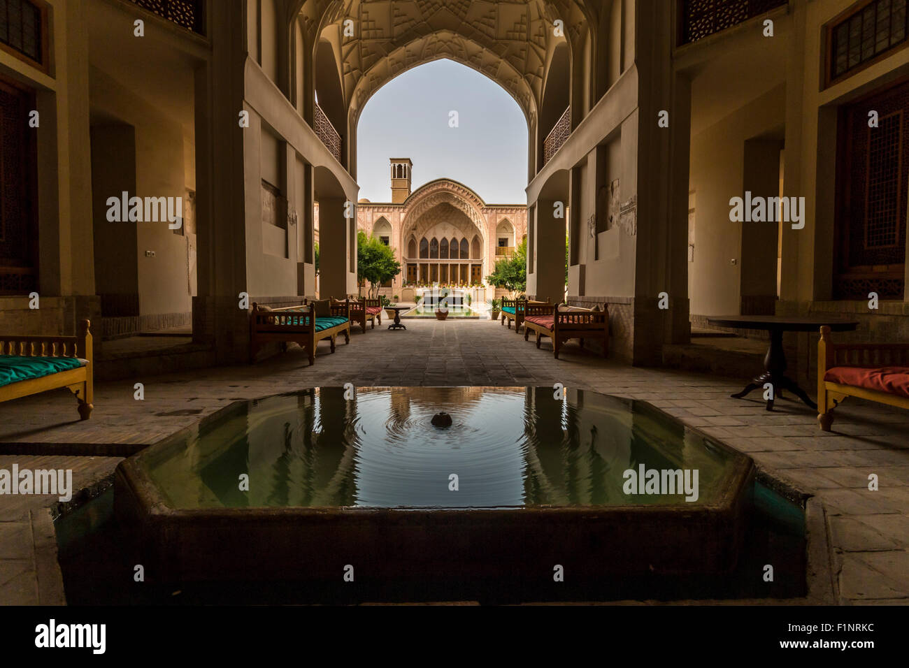 Iran yazd blauen Himmel alte Stadt Moschee Stockfoto