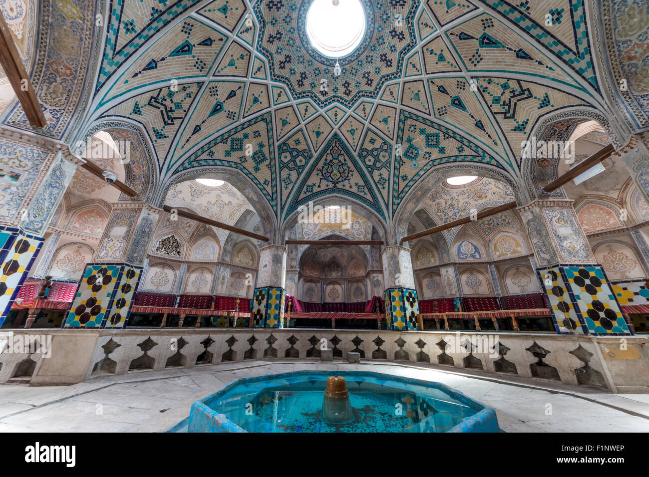 Iran yazd blauen Himmel alte Stadt Moschee Stockfoto