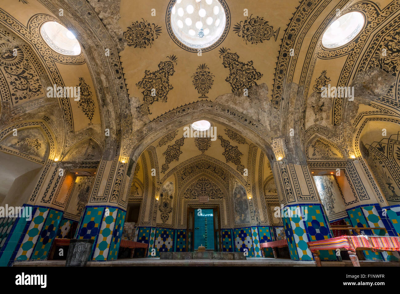 Iran yazd blauen Himmel alte Stadt Moschee Stockfoto