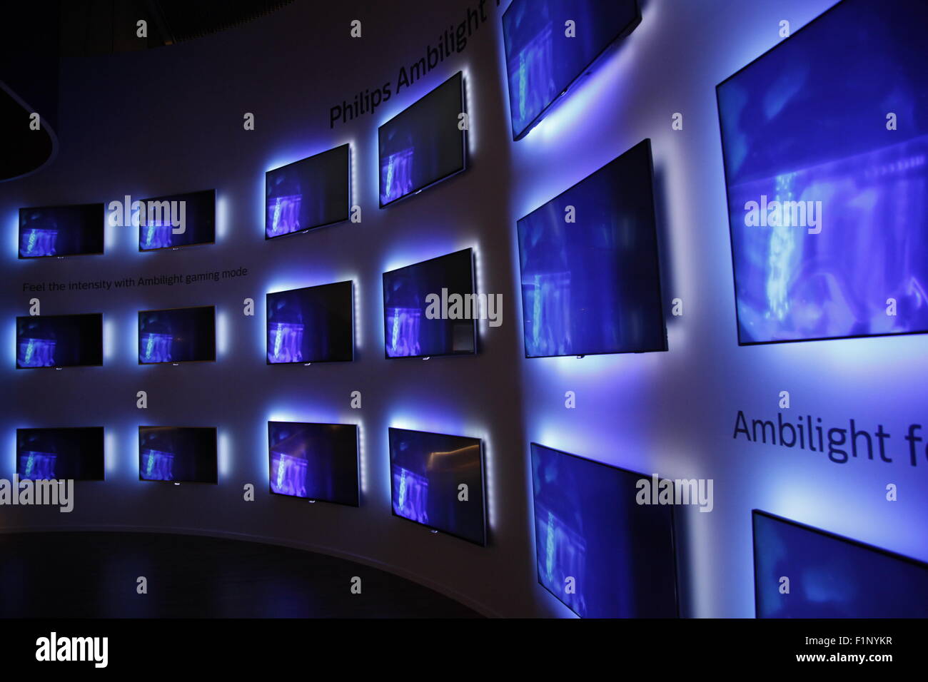 IFA 2015, Philips Ambilight Fernseher Stockfoto