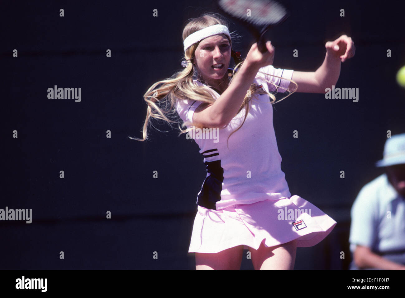 Andrea Jaeger in Aktion bei den Clairol Krone-Tennis-Turnier in La Costa Resort in Carlsbad, Kalifornien im April 1981. Stockfoto