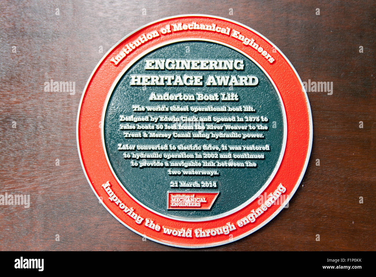 Anderton Schiffshebewerk Engineering Heritage Award Plaque Stockfoto