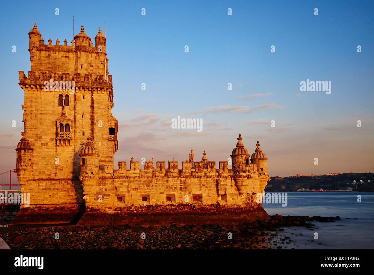 Portugal, Lissabon, Turm von Belem, Architekten Francisco de Arruda, 1515-1521 (UNESCO-Welterbe, 1983), Belem Viertel, Lisb Stockfoto