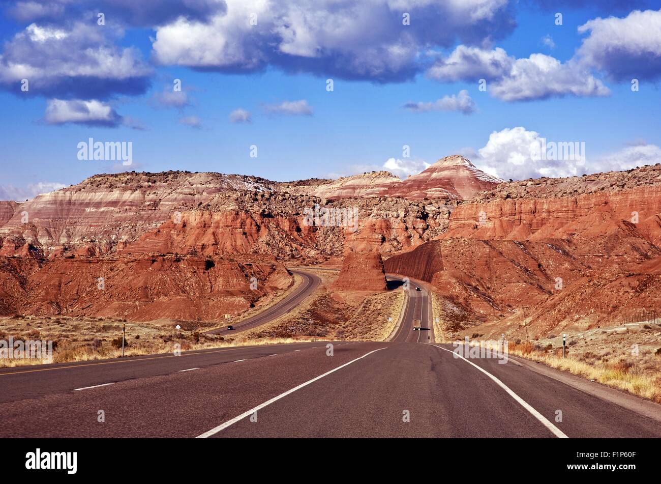 Willkommen in Utah, Vereinigte Staaten von Amerika Utah Highway i-70. Utah Badrocks Landschaft. Stockfoto