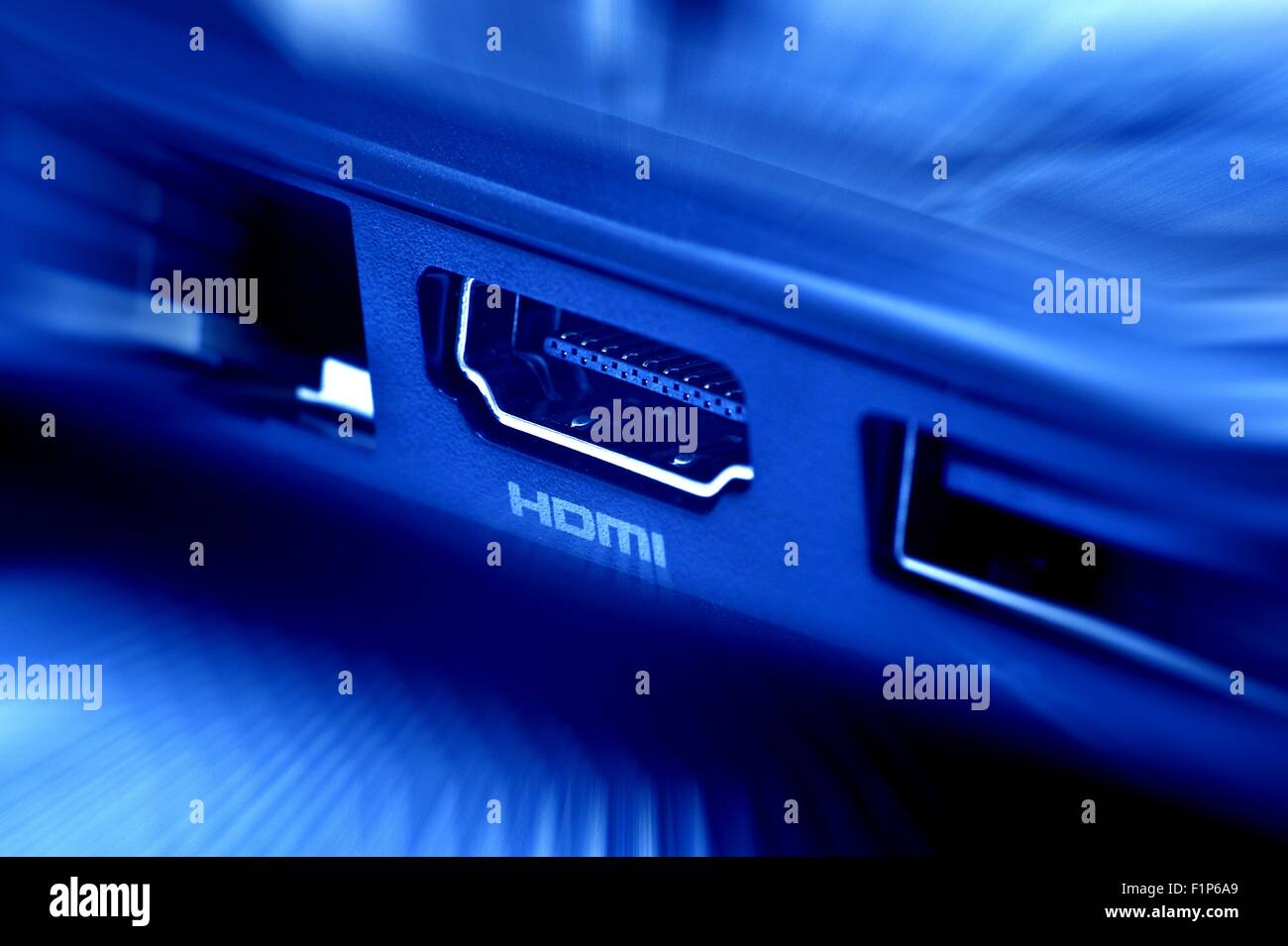 HDMI-HD Digital-Video-Eingang / Connector. Videotechnik-Thema. Blautöne. HDMI (High-Definition Multimedia Interface) ist eine Stockfoto