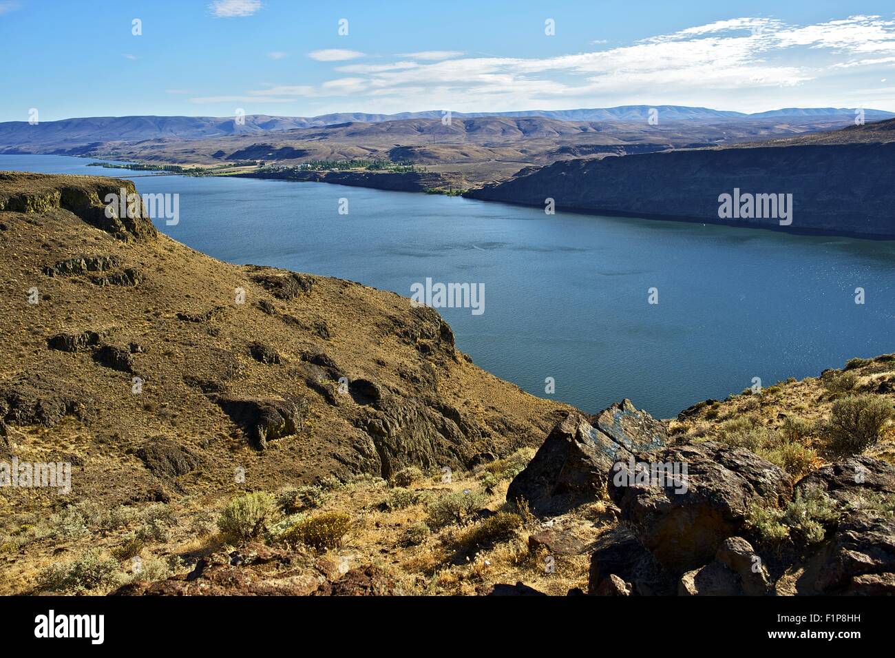 Columbia River, US-Bundesstaat Washington. Stadt von Vantage, Washington und Vantage-Brücke. US-Bundesstaat Washington Fotosammlung. Stockfoto