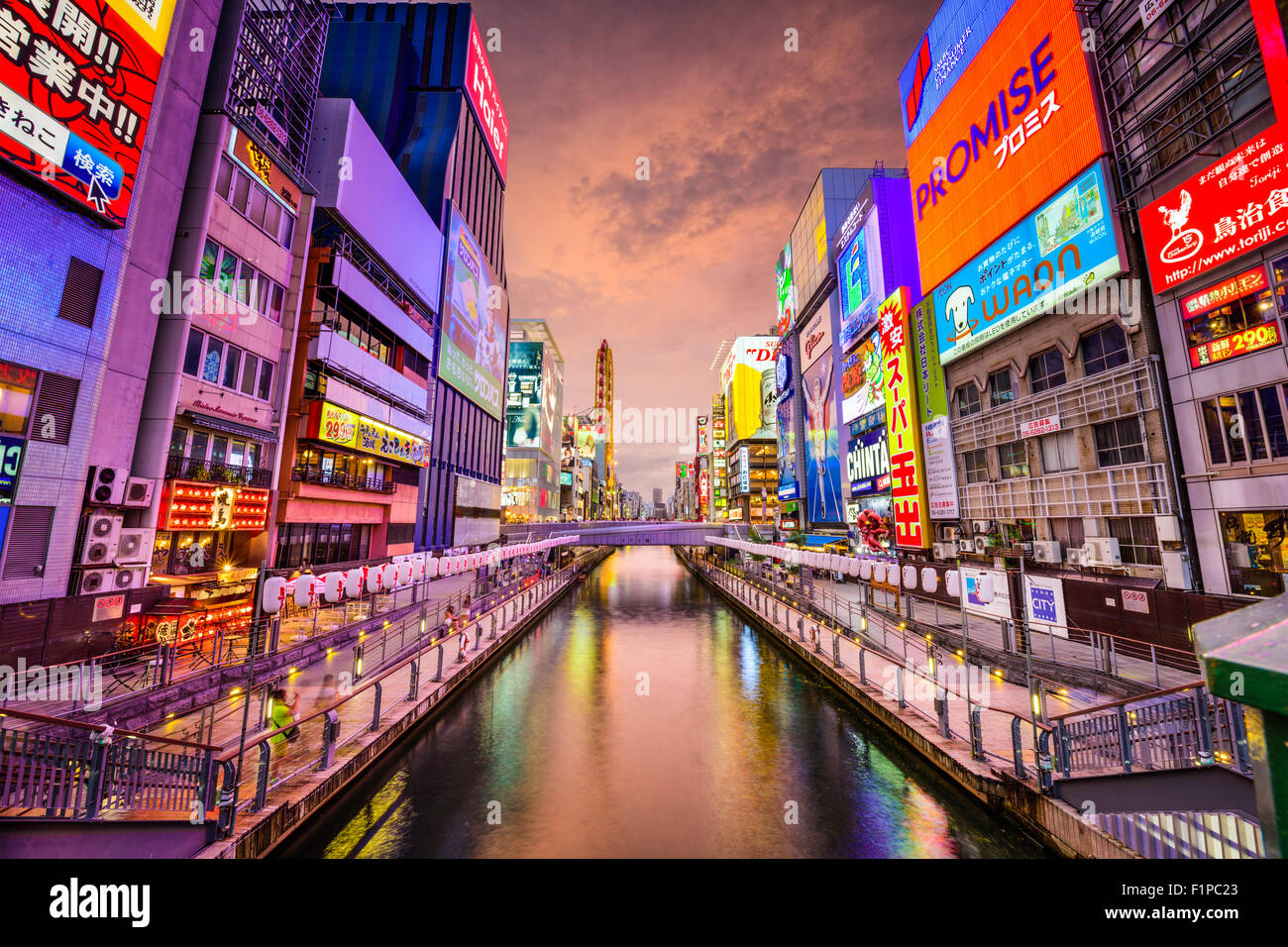 Die Dotonbori Kanal im Stadtteil Namba in Osaka, Japan. Stockfoto