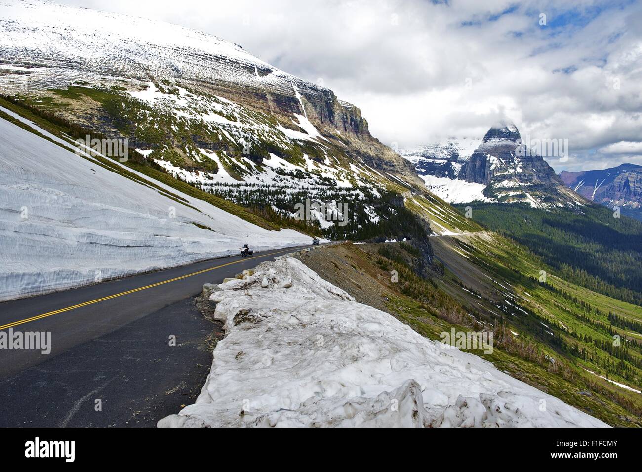 Glacier National Park Road, so. Montana Rocky Mountains. Montana-Foto-Sammlung. Stockfoto