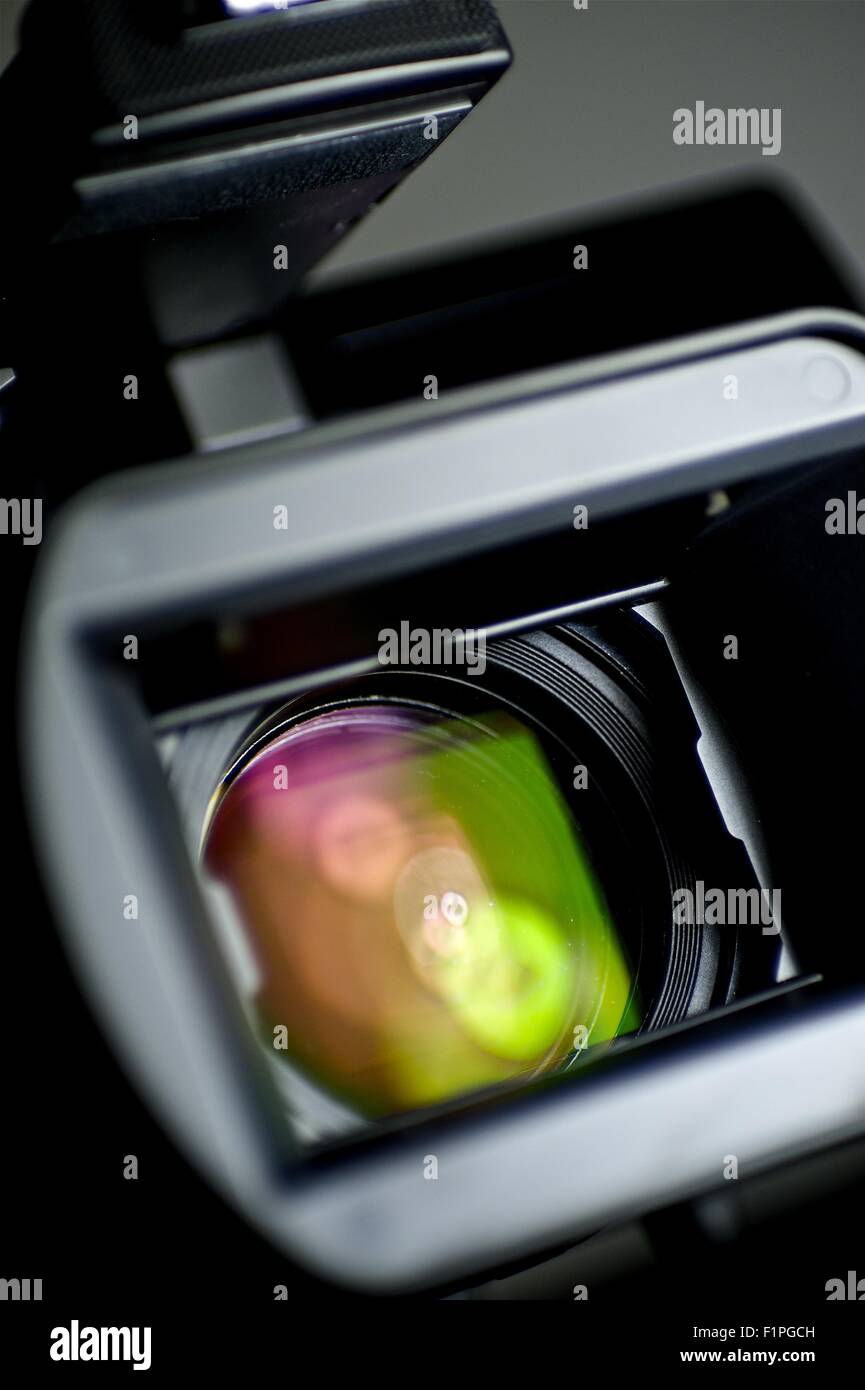 HD Kamera-Objektiv. High-Definition-Camcorder - Front. Stockfoto