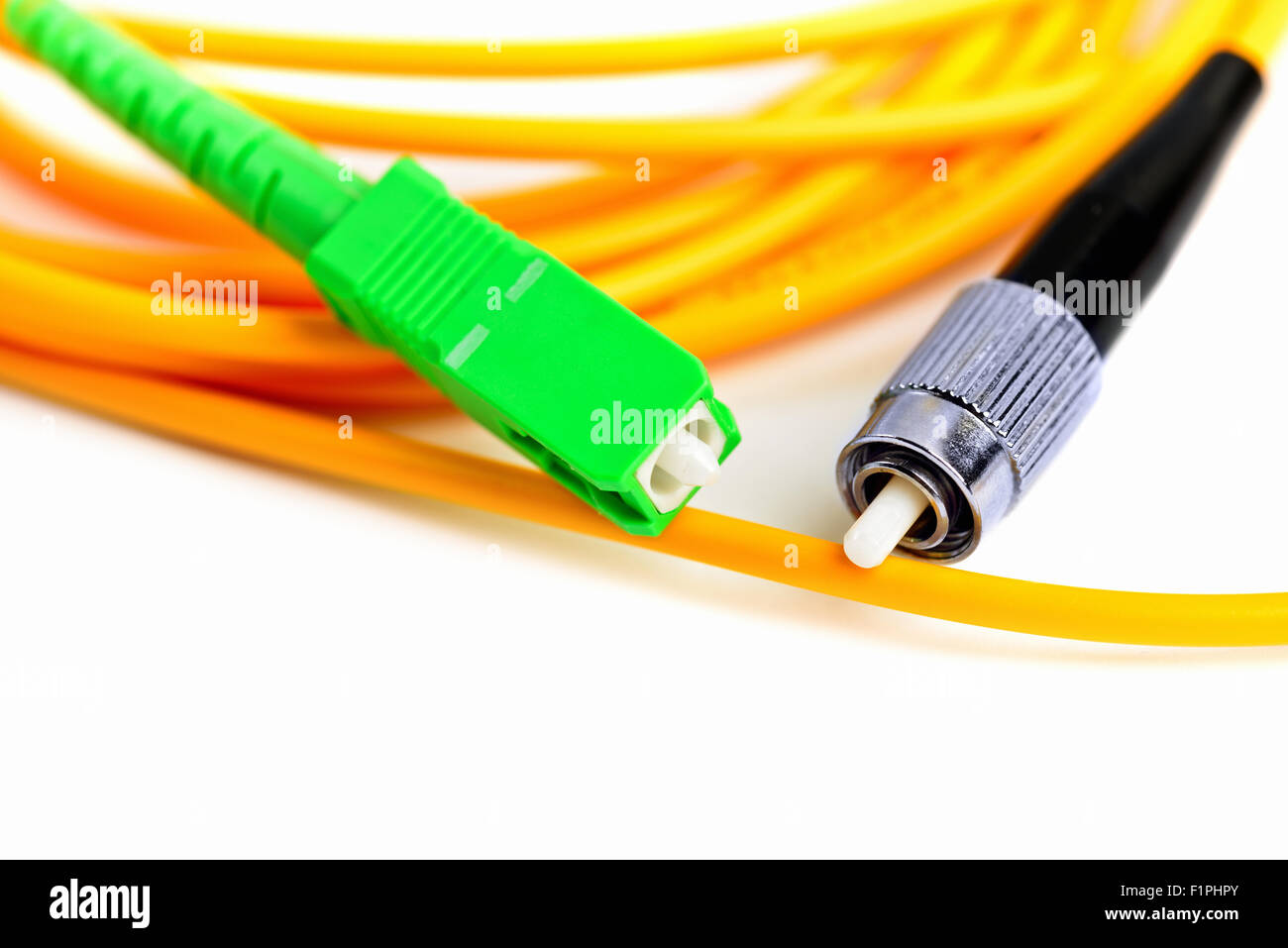Faser-optischen Netzwerk-Kabel isoliert Stockfoto