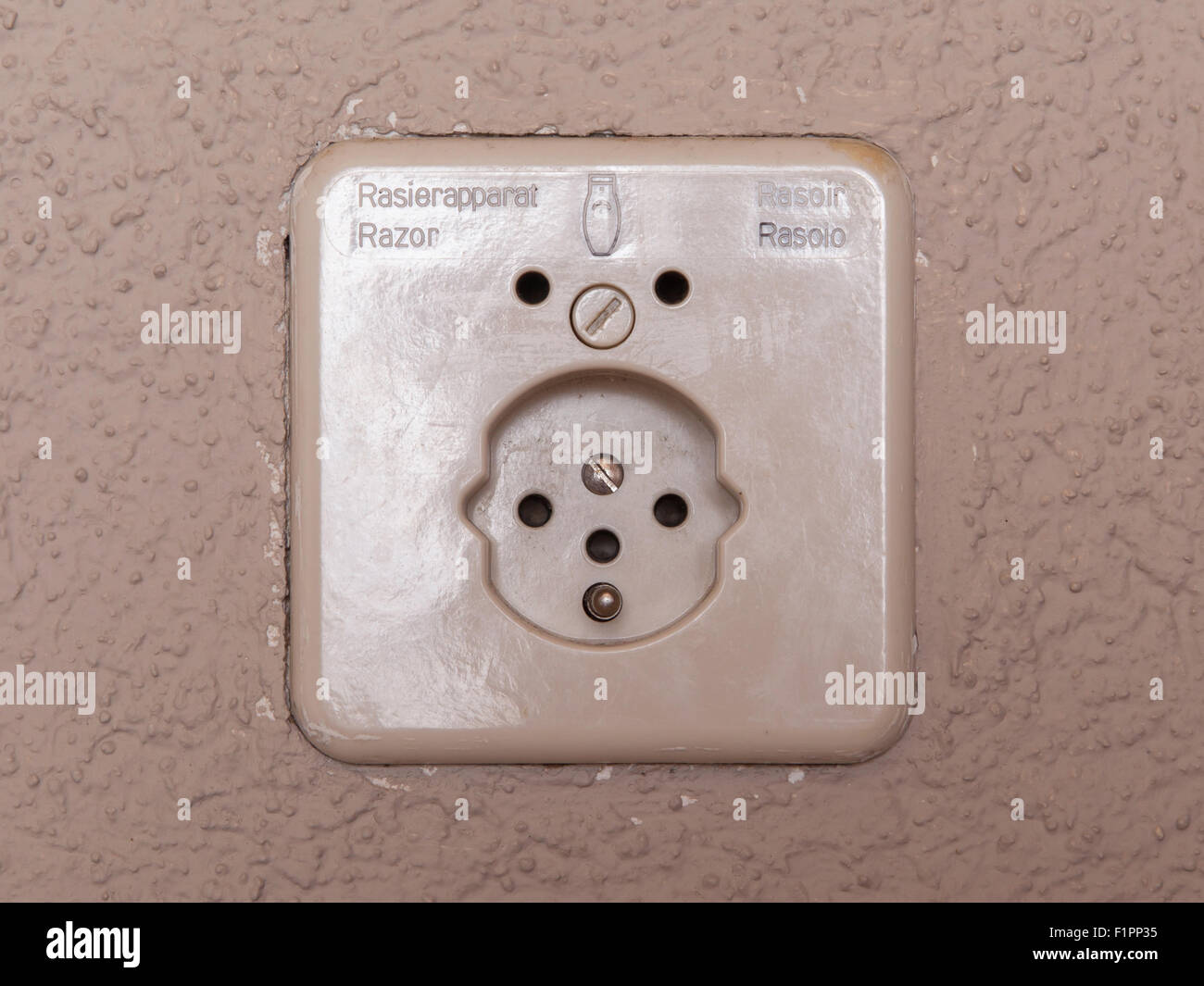 Internationalen AC Power plug Steckdose Schweiz Stockfotografie Alamy