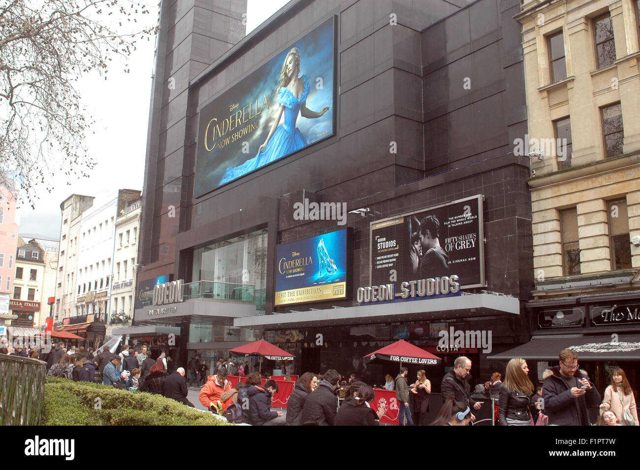 London, UK, 3. April 2015, Cinderella spielt im Odeon Leicester Square. Stockfoto