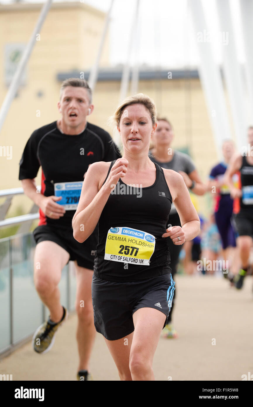 Salford Stadt, UK. 6. September 2015. 6. Sep 2015 Salford Stadt 10 K Rennen Credit: AH288/Alamy Live-Nachrichten Stockfoto