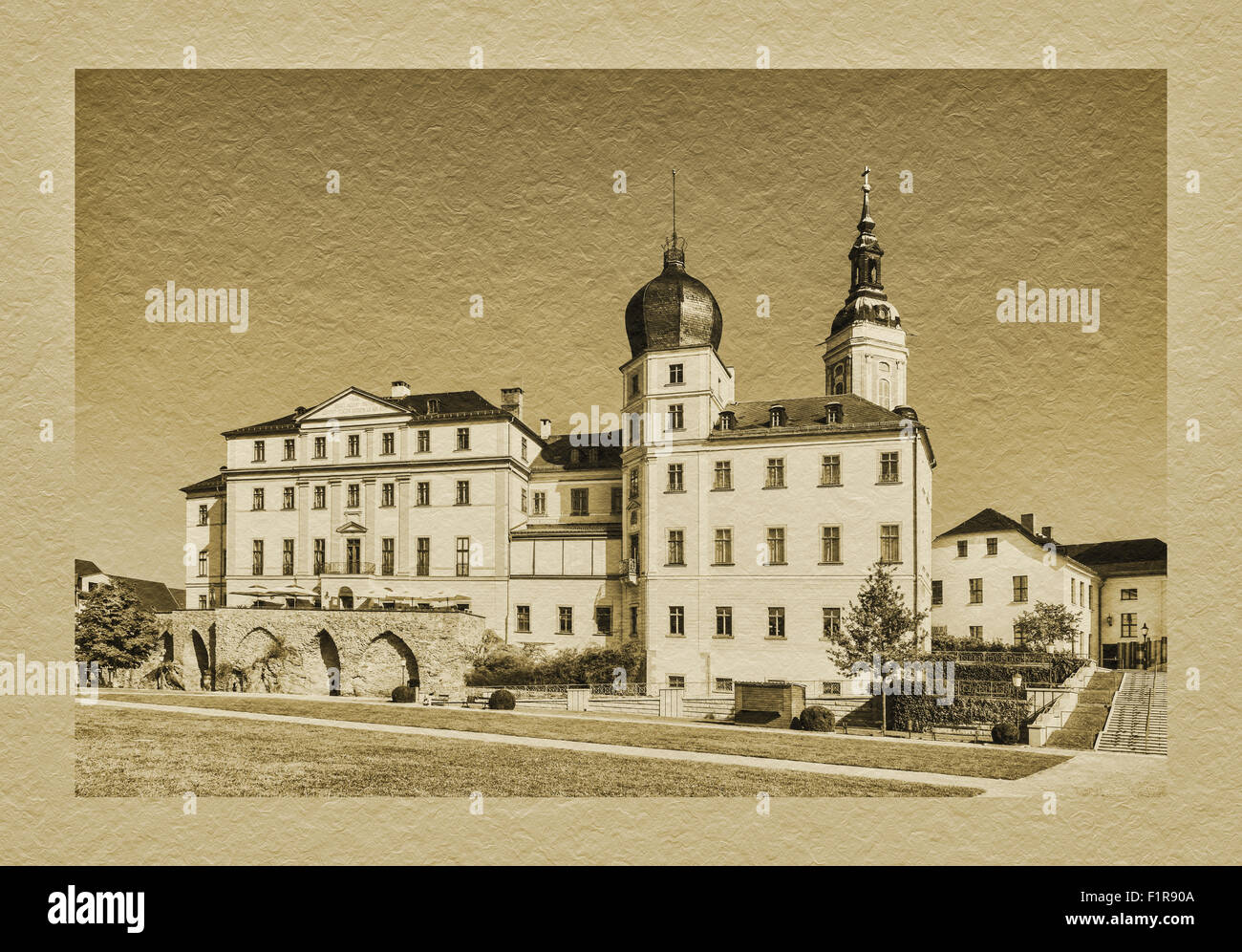 Das untere Schloss befindet sich neben dem St. Marys Church, Greiz, Thüringen, Deutschland, Europa Stockfoto