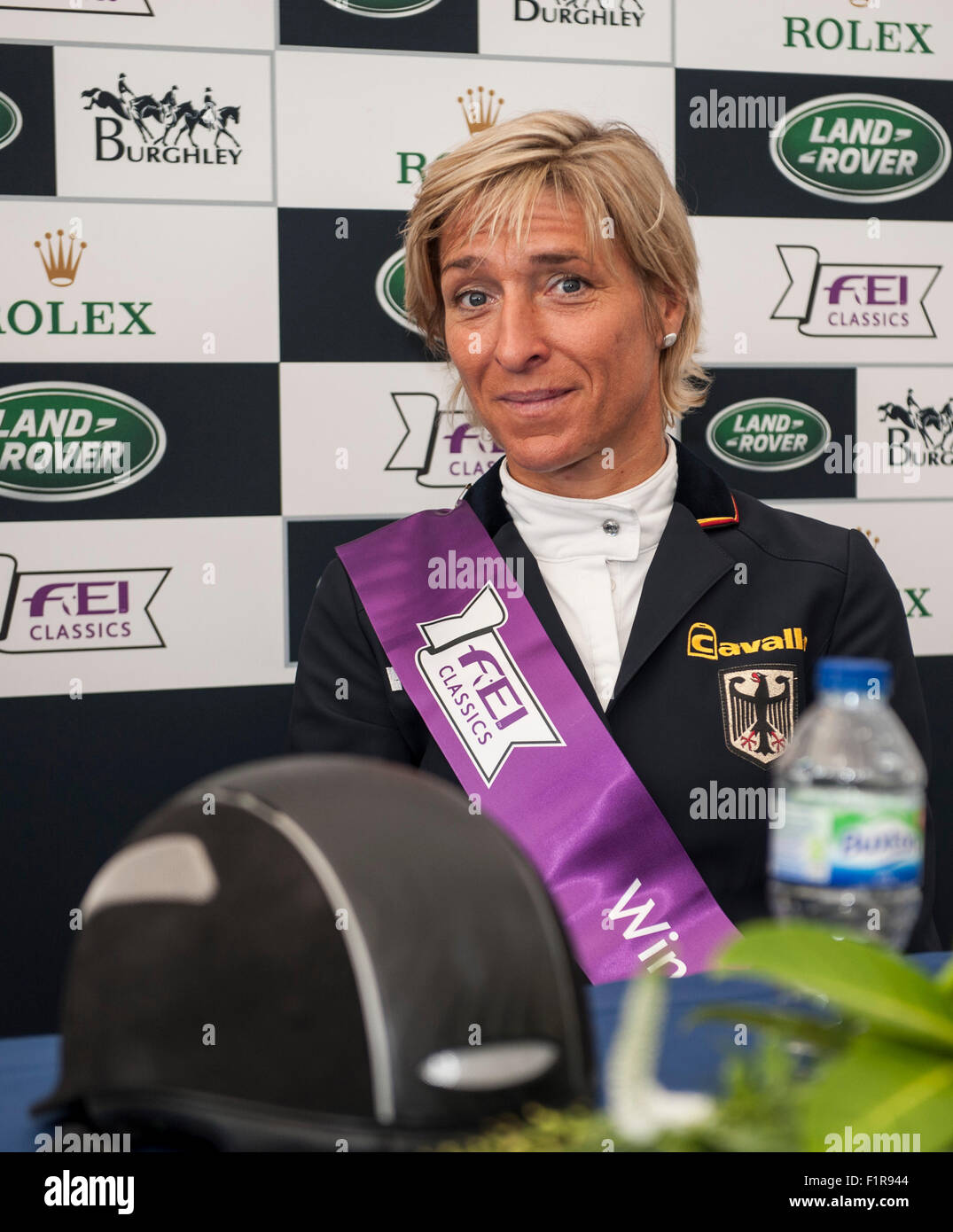 Stamford, UK. 6. September 2015.  Ingrid Klimke (GER) Gewinner des FEI-Klassiker.  Der Land Rover Burghley Horse Trials 2015 Credit: Stephen Bartholomäus/Alamy Live-Nachrichten Stockfoto