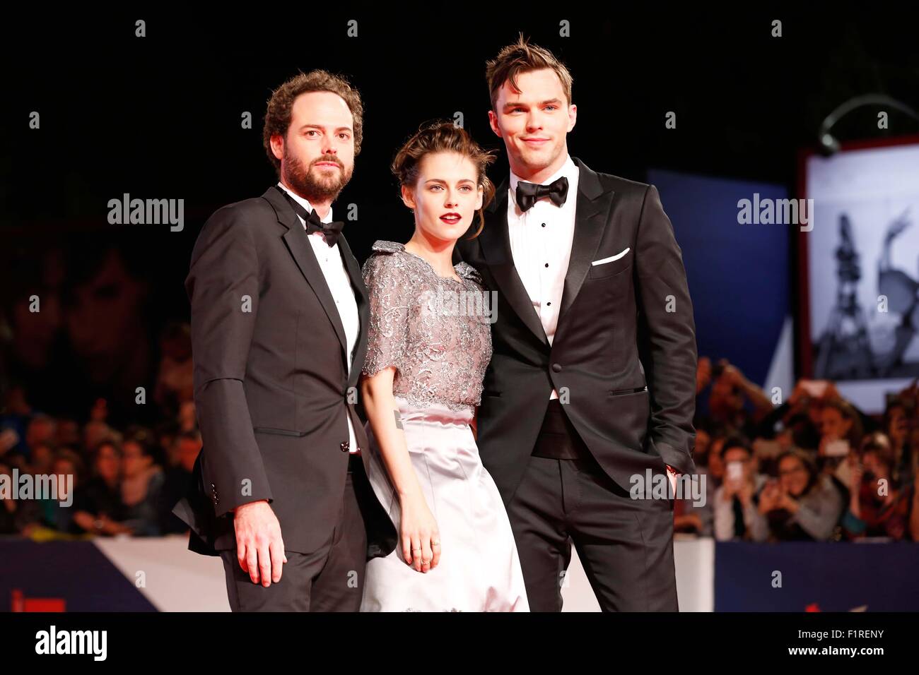 Venedig, Italien. 6. Sep, 2015. Drake Doremus, Kristen Stewart, Nicholas Hoult.Equals premiere.72nd Venedig Film Festival.Venice, Italy.September 5, 2015. Bildnachweis: Roger Harvey/Globe Fotos/ZUMA Draht/Alamy Live-Nachrichten Stockfoto