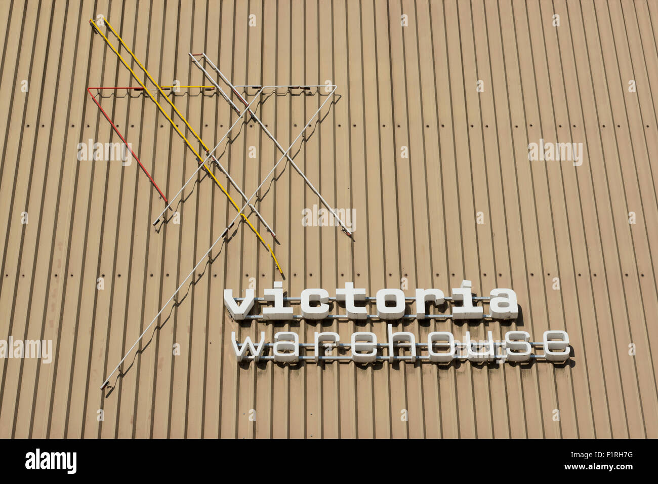 Das Logo für das Victoria-Lager in Stretford, Manchester Trafford Wharf unterwegs. Stockfoto
