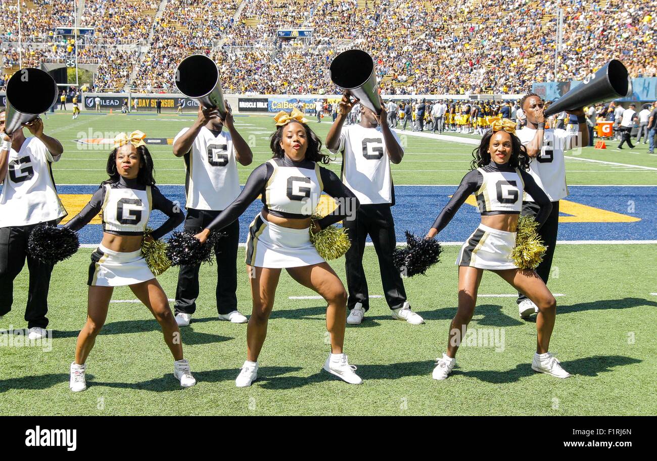 Berkeley USA ca. 05. Sep, 2015. Grambling State Cheerleader während der NCAA Football-Spiel zwischen Grambling State Tigers und die California Golden Bears 14-73 verlor im Memorial Stadium Berkeley Kalifornien Thurman James/CSM/Alamy Live News Stockfoto