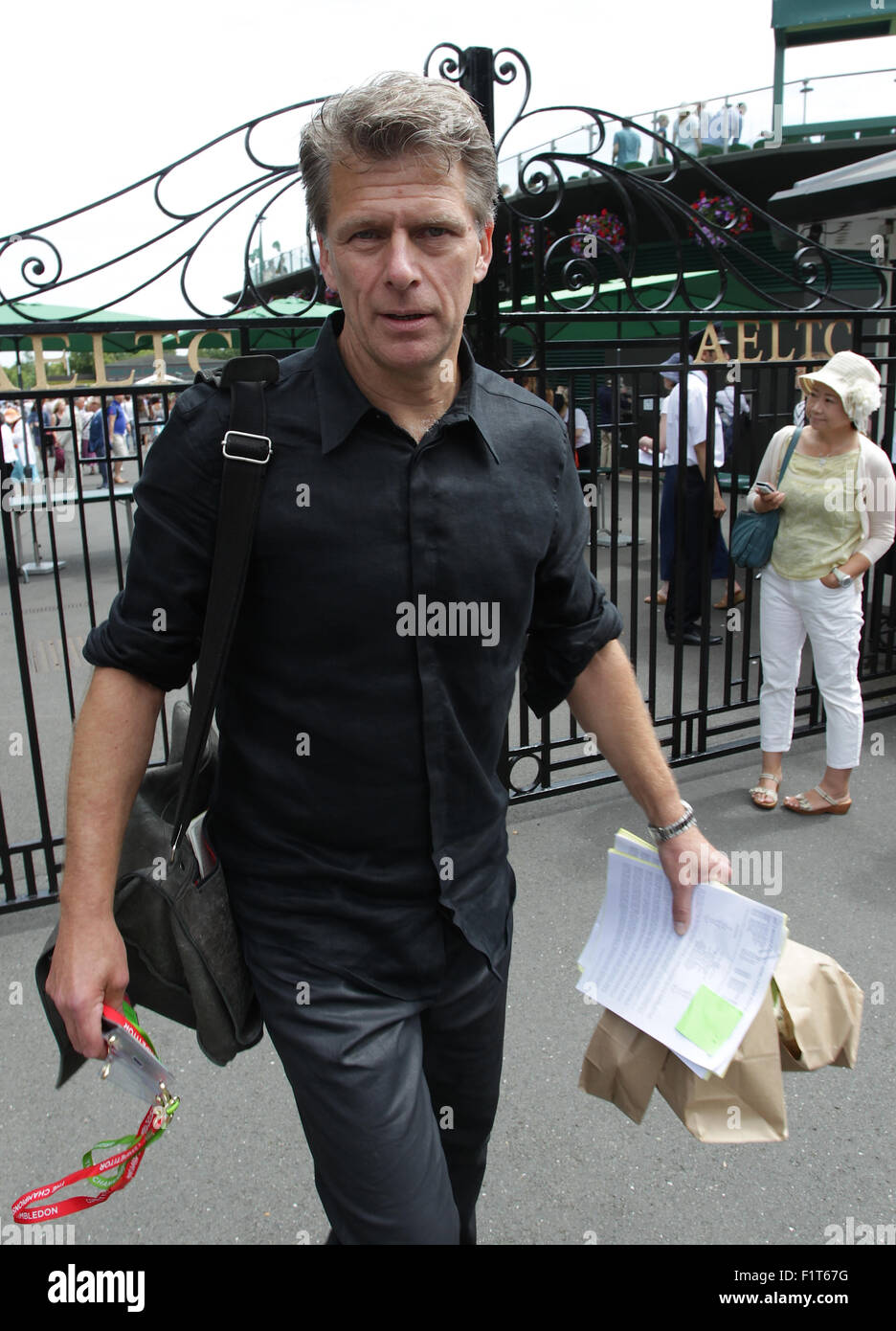 LONDON, UK, 29. Juni 2015: Andrew Castle gesehen bei den Wimbledon Championships 2015 Tag One Stockfoto