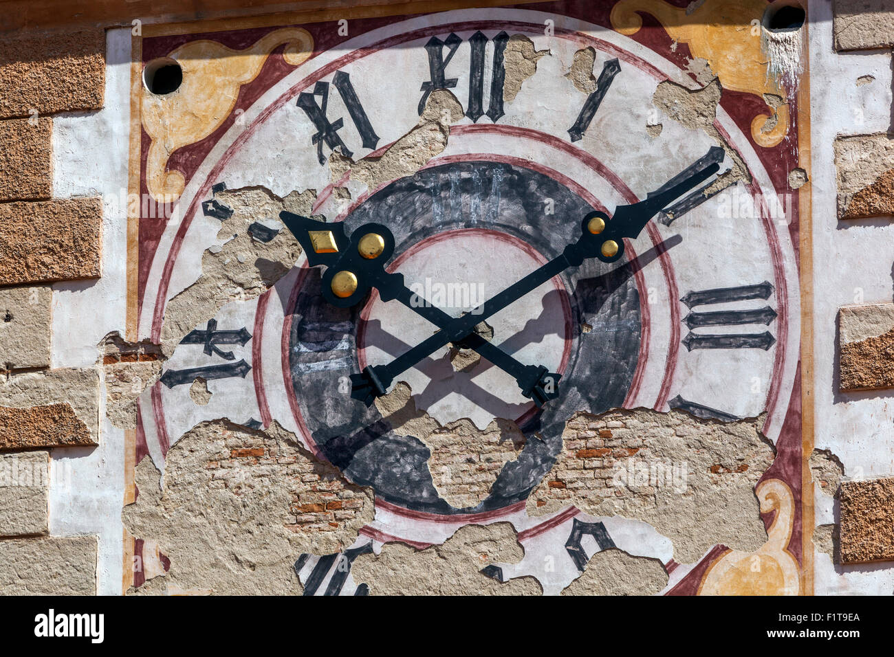 Mikulov, Uhrturm, Weinregion, Südmähren, Tschechien, Europa große Uhren Stockfoto