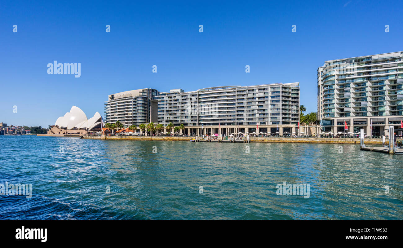 Australien, New South Wales, Sydney, Blick auf Sydney Cove mit Sydney Opera House am Bennelong Point und Circular Quay East Stockfoto