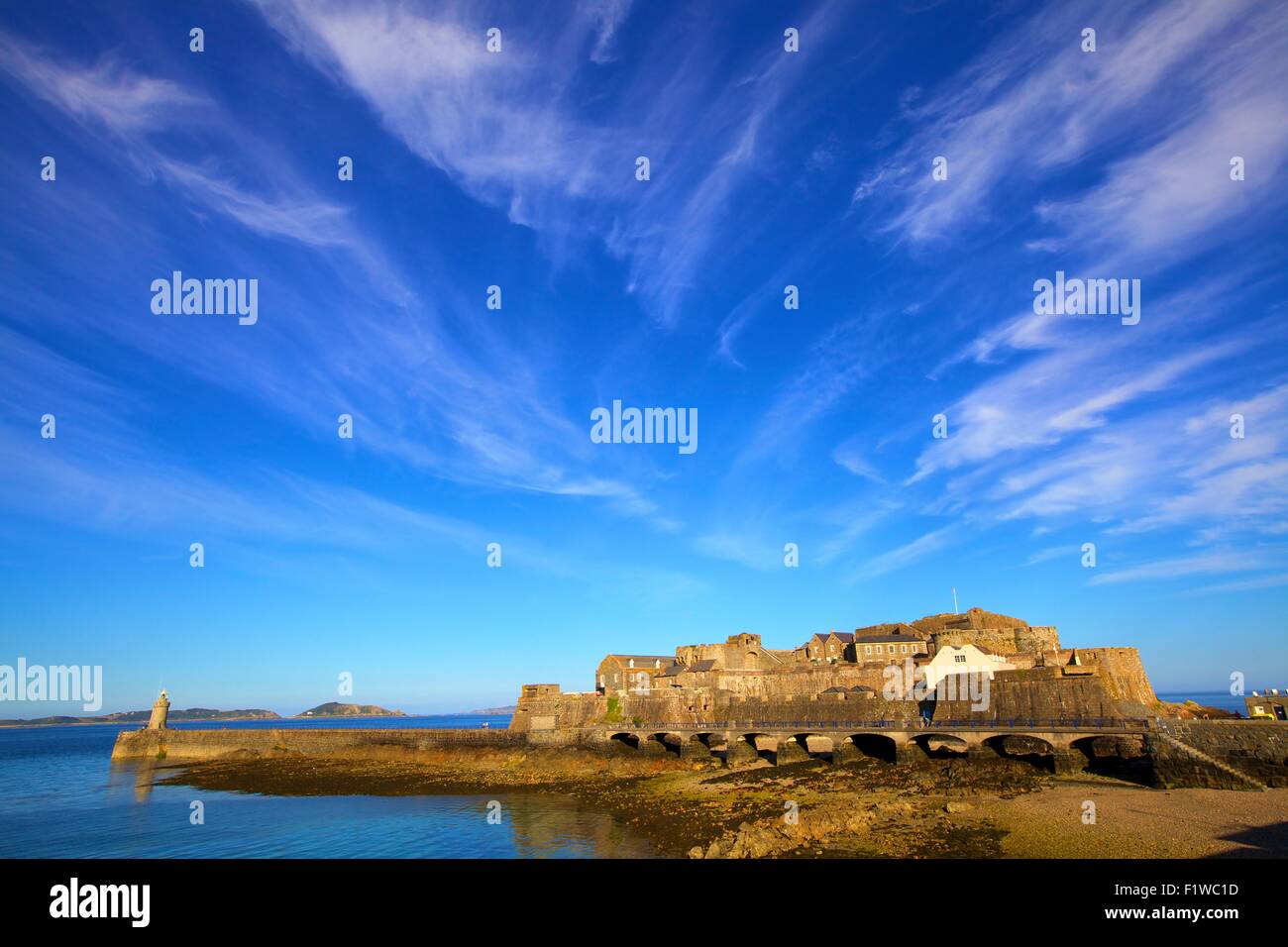 Castle Cornet und dem Hafen, St. Peter Port, Guernsey, Channel Islands Stockfoto