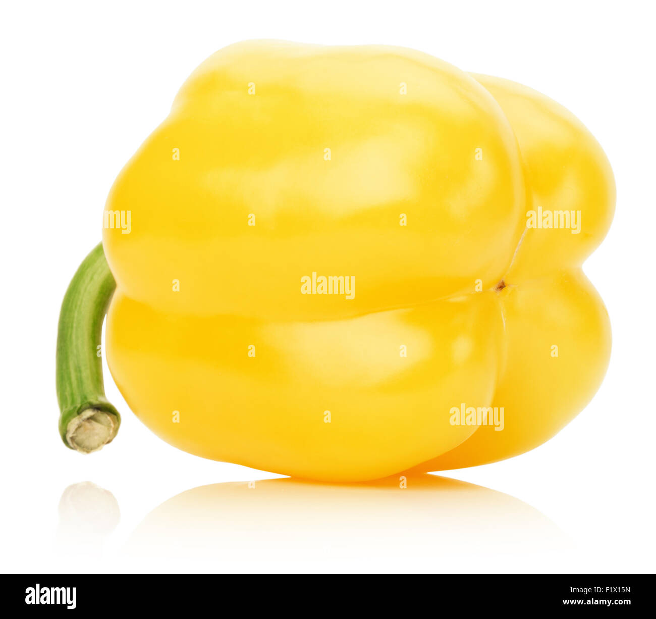 gelbe Paprika isoliert auf einem weißen Hintergrund. Stockfoto