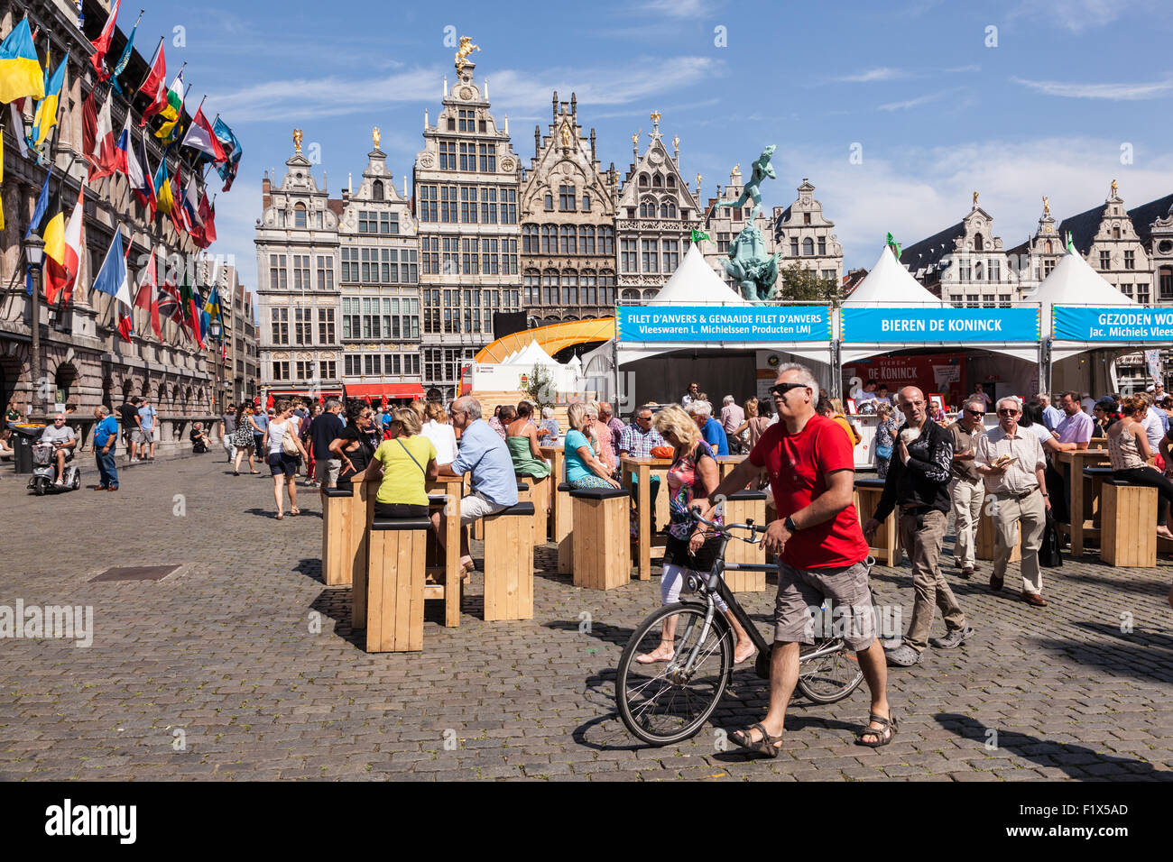 Großer Marktplatz in Antwerpen, Belgien Stockfoto