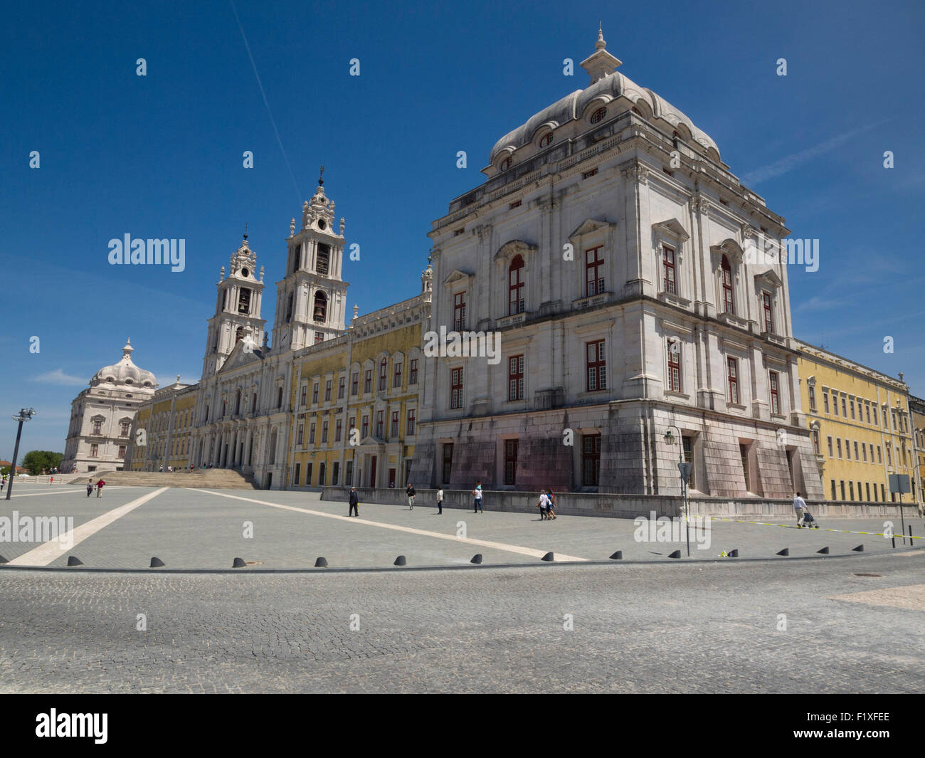 Palast von Mafra oder königlichen Mafra Kloster, Mafra, Portugal, Europa Stockfoto