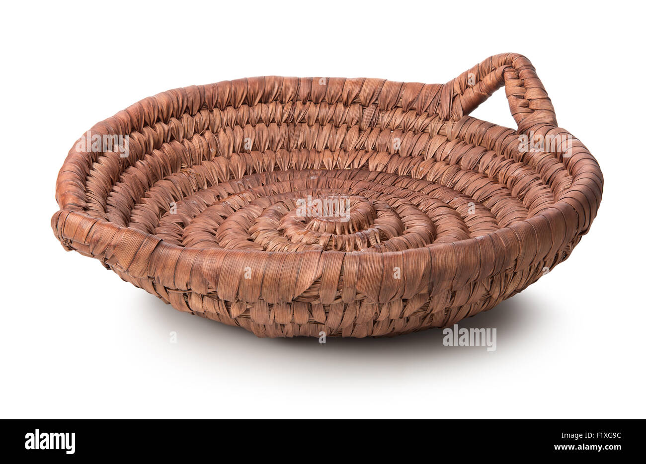 Wicker Platte isoliert auf weißem Hintergrund Stockfoto