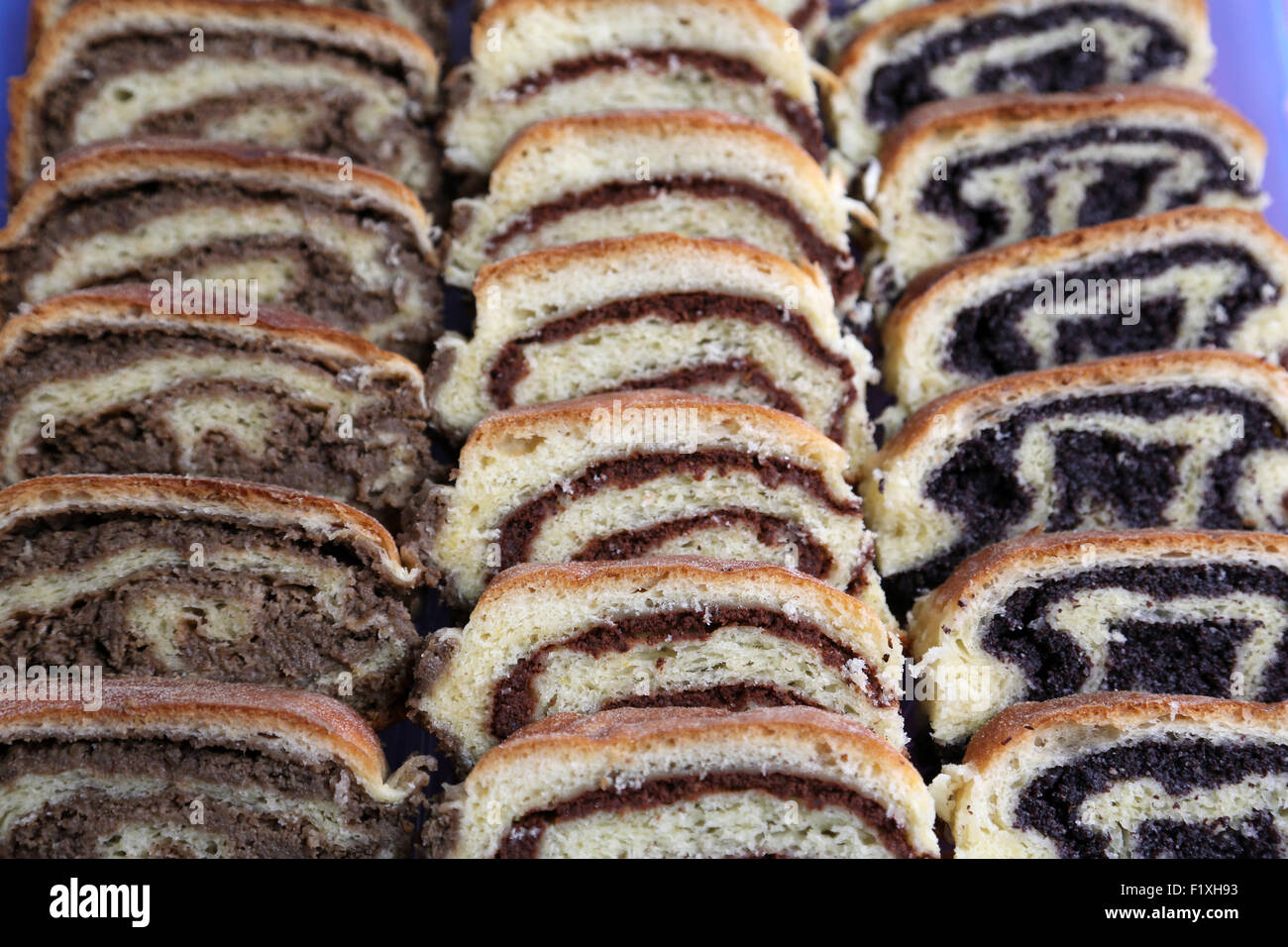 Mohn und Walnuss Brötchen Stockfoto