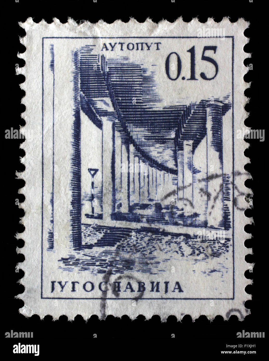 Briefmarke gedruckt in Jugoslawien zeigt eine Ljubljana - Zagreb Bewegungsstraße aus Serie industriellen Fortschritt, ca. 1966 Stockfoto