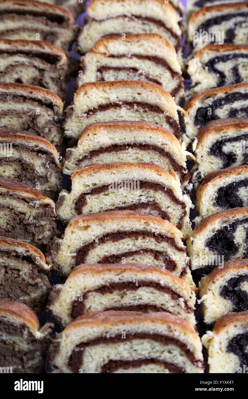 Mohn und Walnuss Brötchen Stockfoto