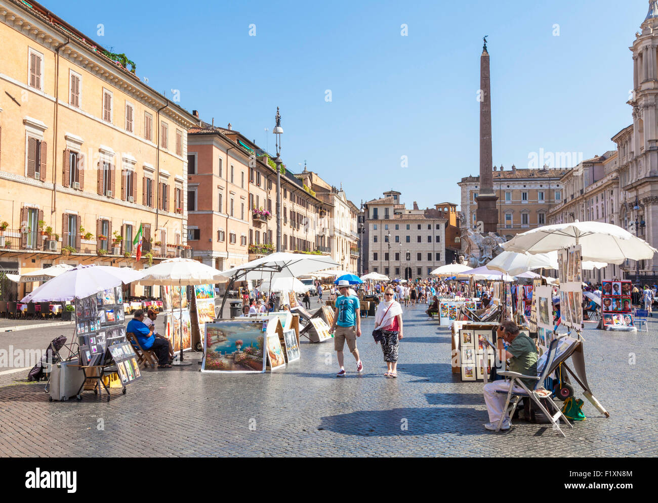 Künstler malen und Verkauf von Kunstwerken in der Piazza Navona-Rom Italien Roma Lazio Italien EU-Europa Stockfoto