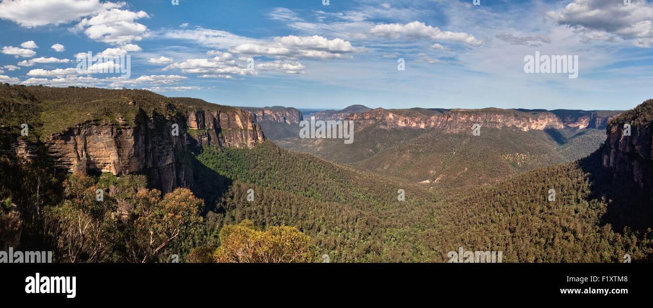 Australien, New South Wales, Blue Mountains National Park als Weltkulturerbe der UNESCO, Blackheath, Blick auf Grose Valley von Govetts Leap Lookout aufgeführt Stockfoto