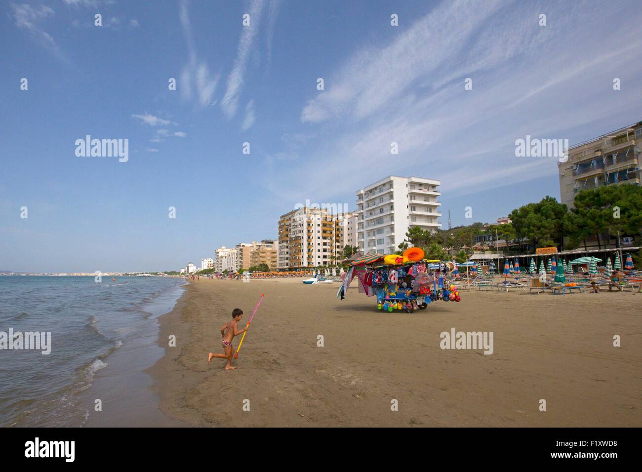 Albanien, Durres, Urbanisierung von der Küste von Durres Stockfoto