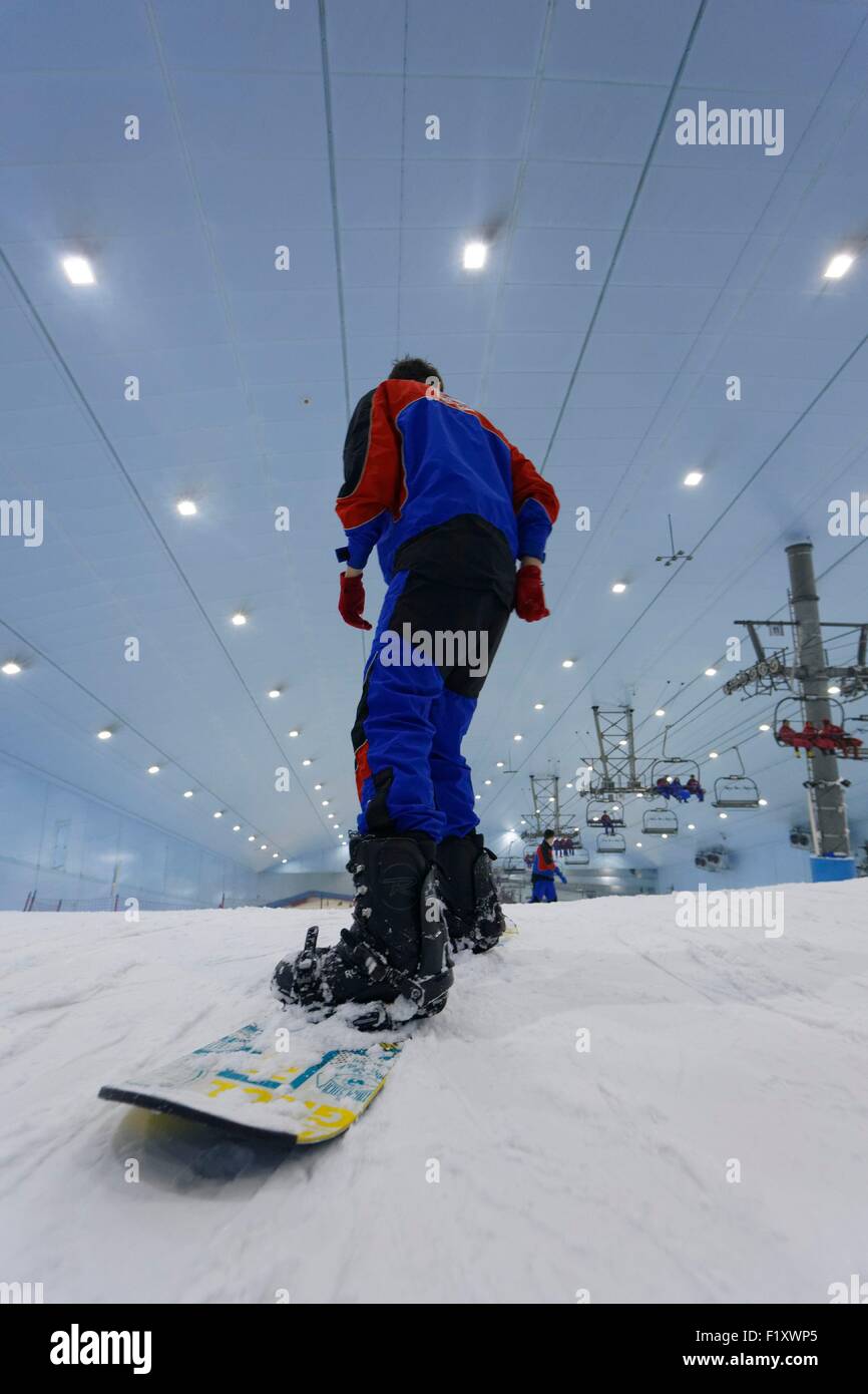 Vereinigte Arabische Emirate, Dubai, Al Barsha 1, Mall der Emirate, Ski Dubai, indoor Skiing Stockfoto