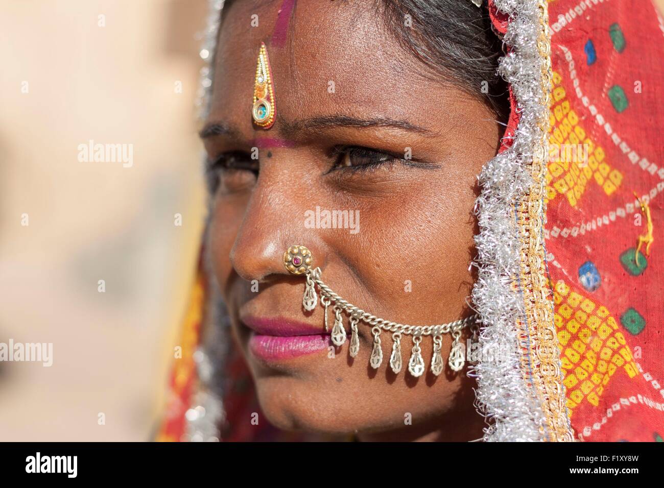 Indien, Rajasthan State, Jaisalmer, Porträt einer indischen Frau Stockfoto