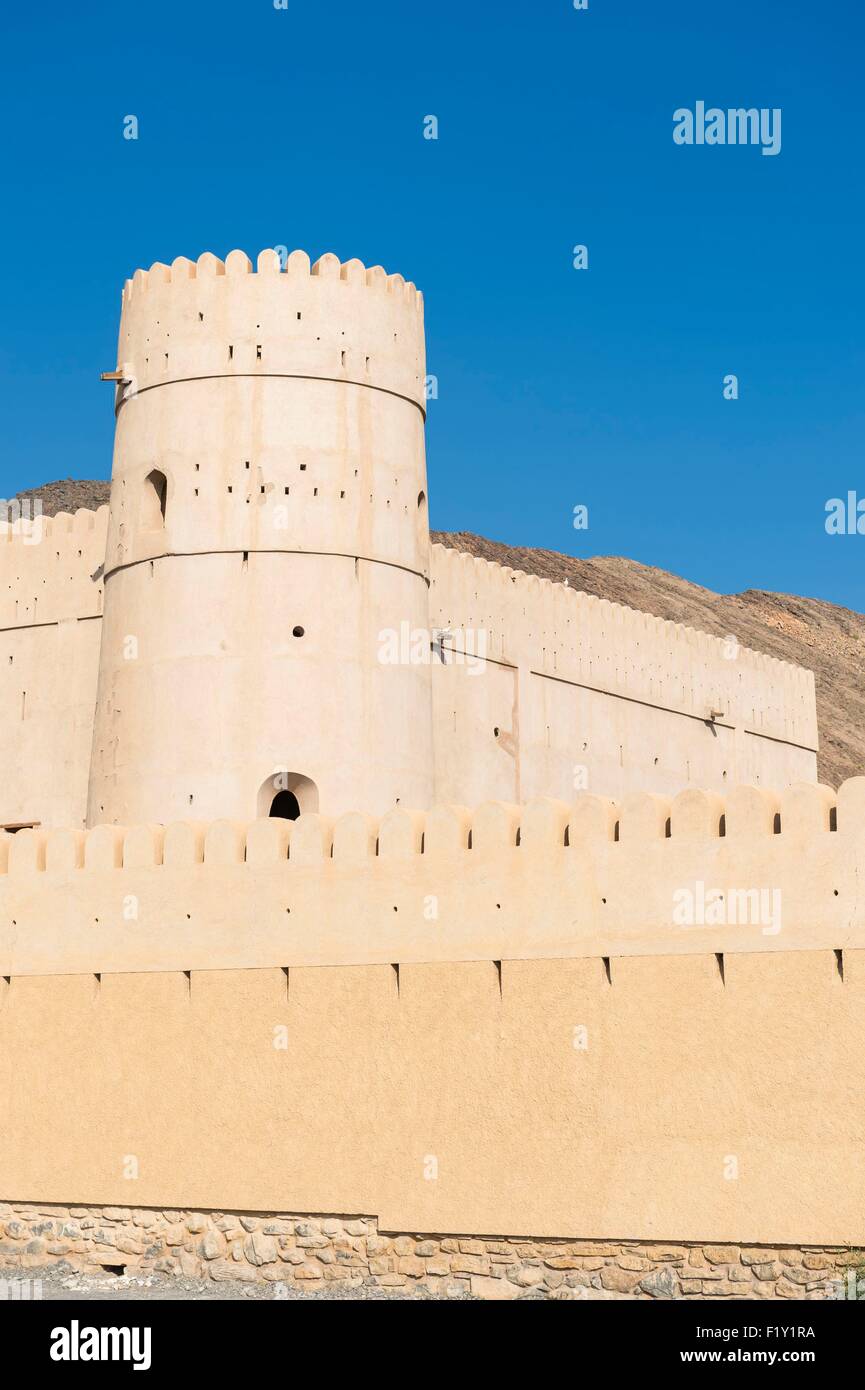 Sultanat von Oman, Gouvernorate Ad-Dakhiliyah, Djebel Akhdar im Bereich von Al-Hajar-Gebirge, Birkat Al-Mawz am Fuße des Saiq Plateau, Bait al-Radidah Fort Stockfoto