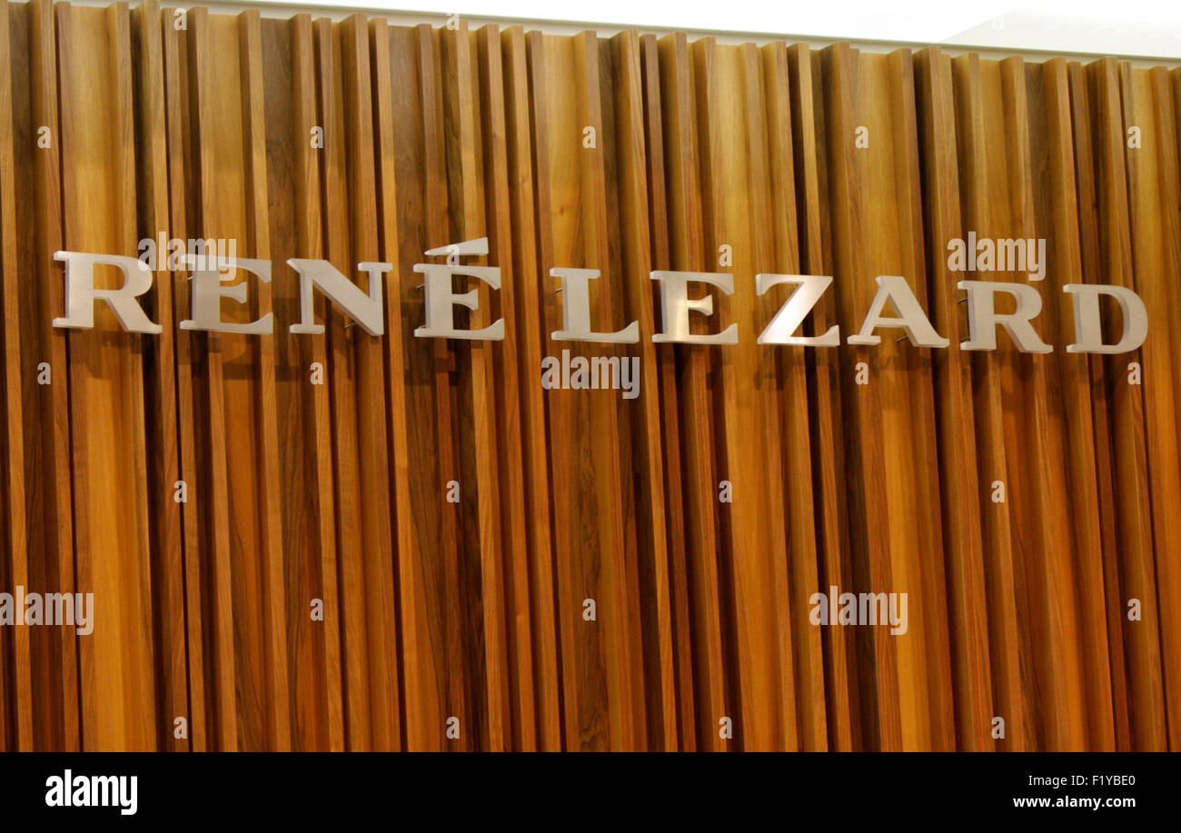Markenname: "Rene Lezard", Dezember 2013, Berlin. Stockfoto