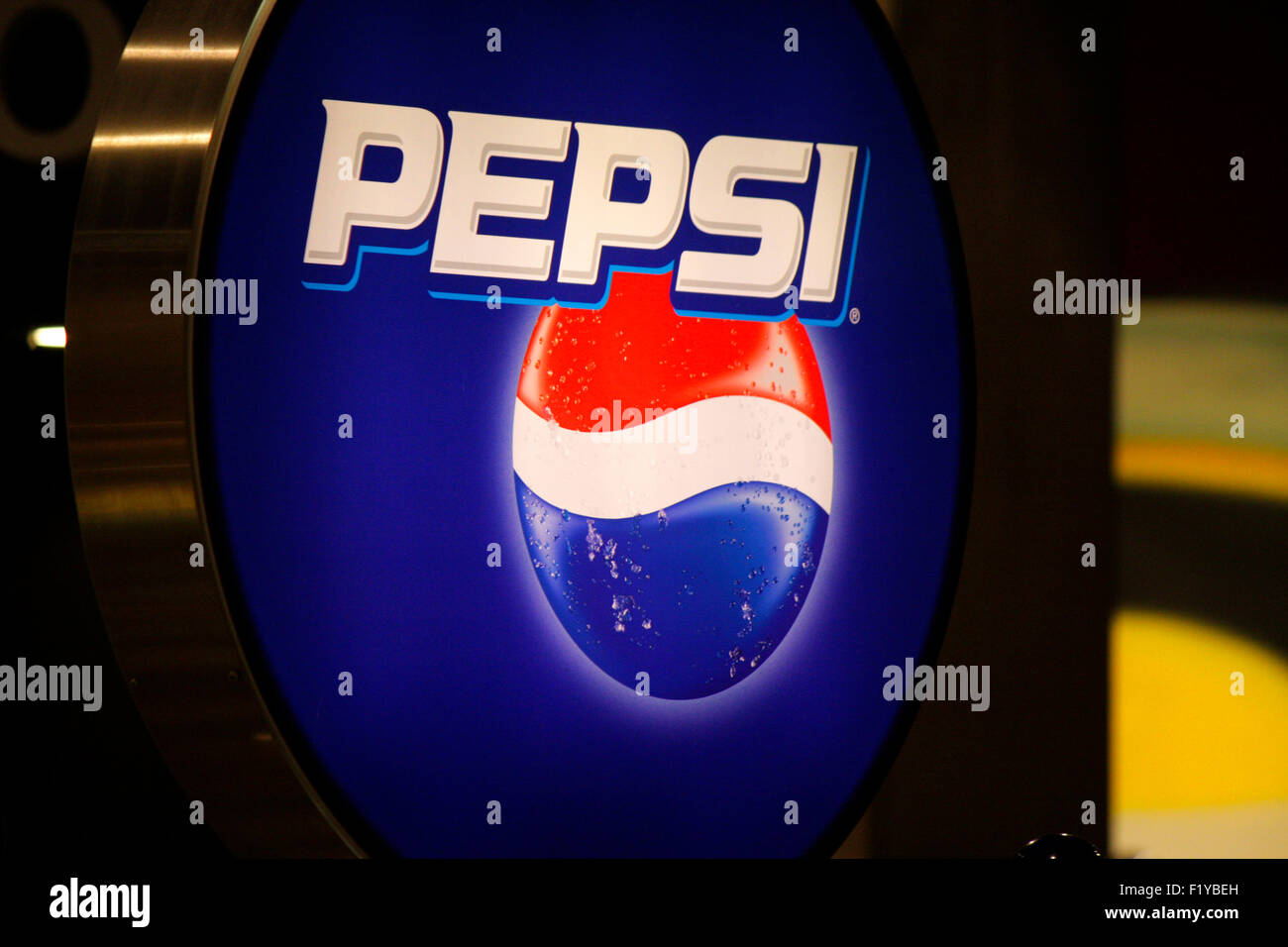 Markenname: "Pepsi Cola", Dezember 2013, Berlin. Stockfoto