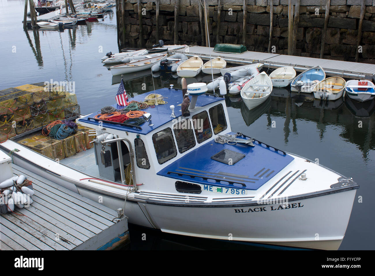 Hummer-Boot angedockt in Rockport, Maine, USA. Stockfoto