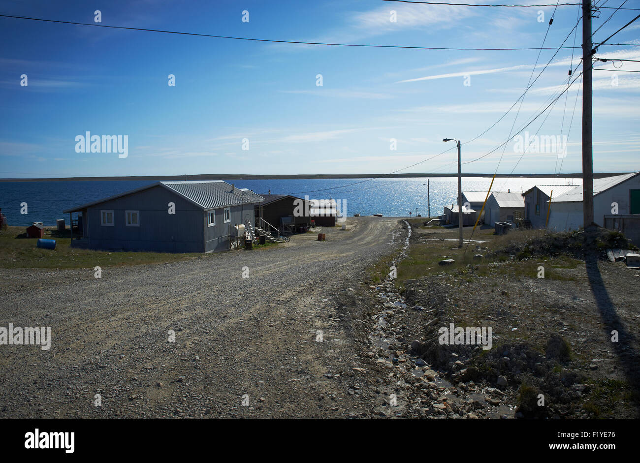 Haus, Straße, Nunavut, Kanada, Nordpolarmeer Stockfoto