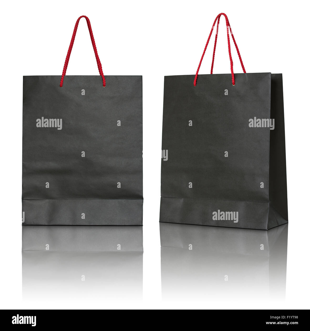 schwarzen Papiertüte auf weißem Hintergrund Stockfoto